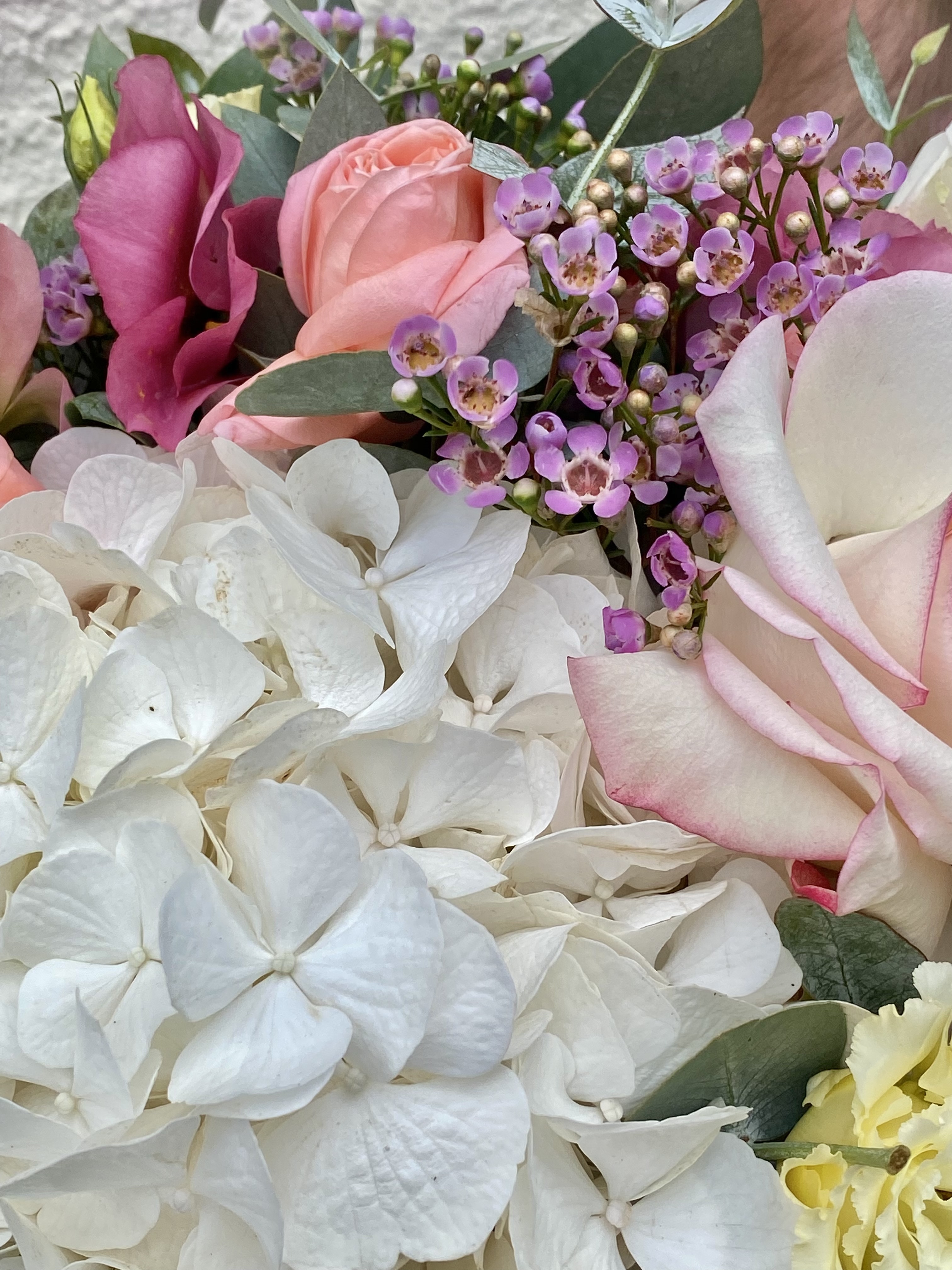 Bouquet of hydrangea & eustoma